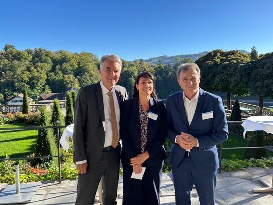 v.l.n.r. Gemeinderat Alec von Graffenried, Nationalrätin Christine Badertscher und Guido Fluri